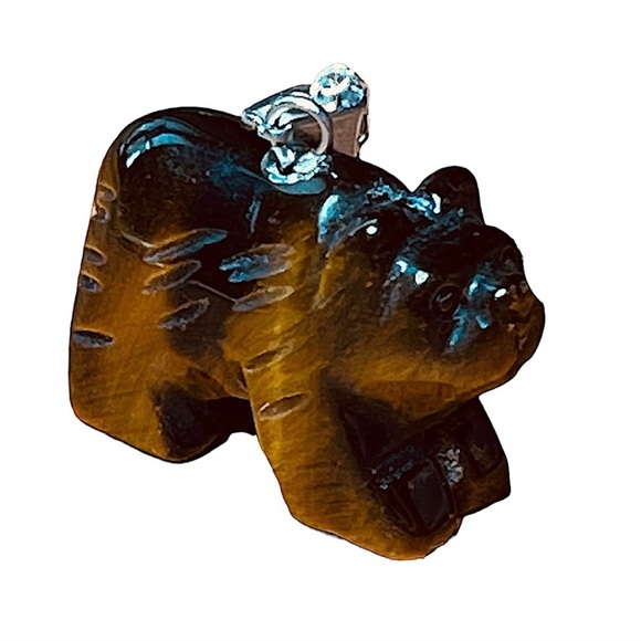 Bear tigers eye glossy metallic charm carved pendant necklace on silver chain - Picture 7 of 16